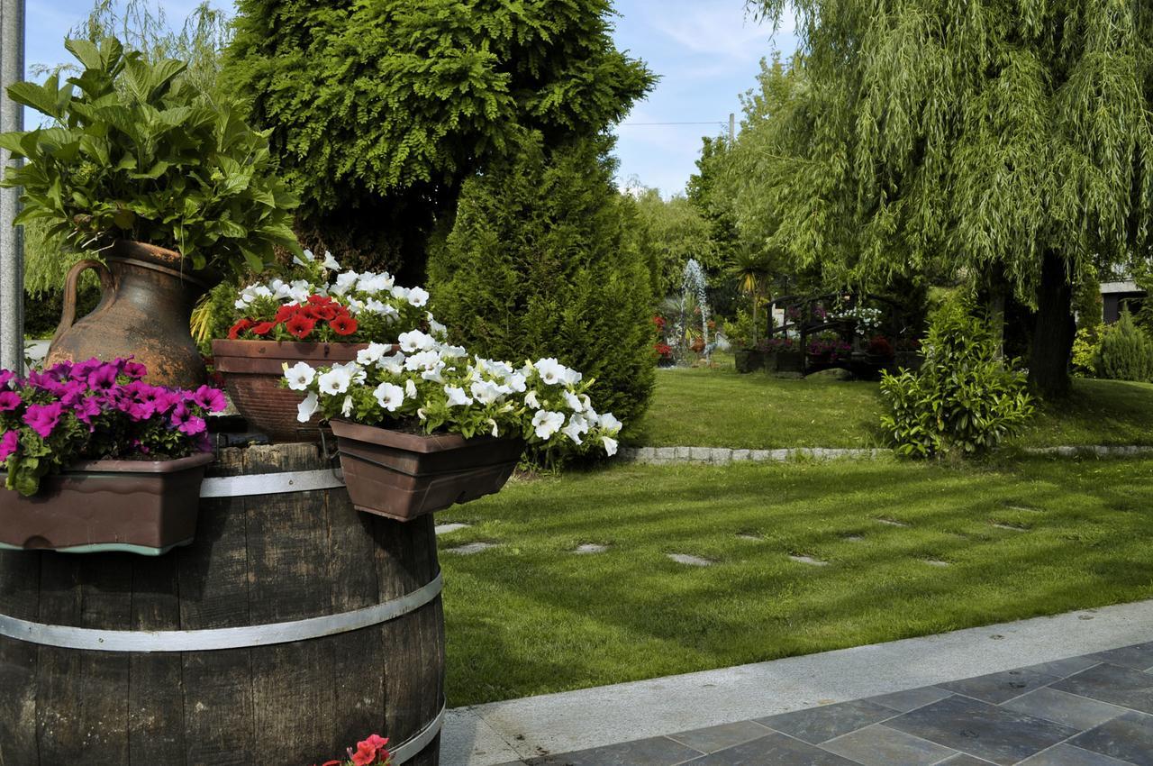 Pazo De Monterrei Hotel Ourense Bagian luar foto