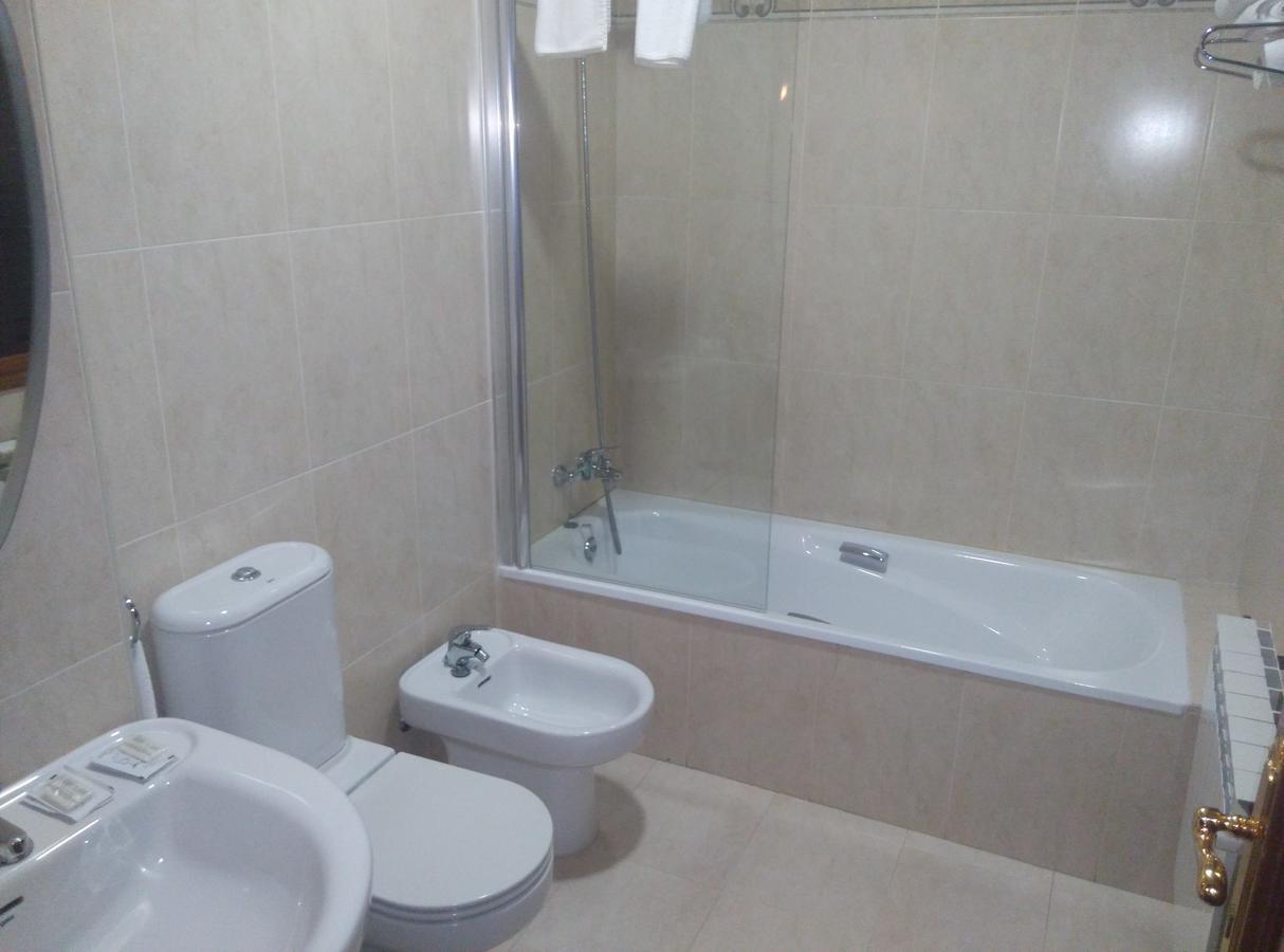 Pazo De Monterrei Hotel Ourense Bagian luar foto