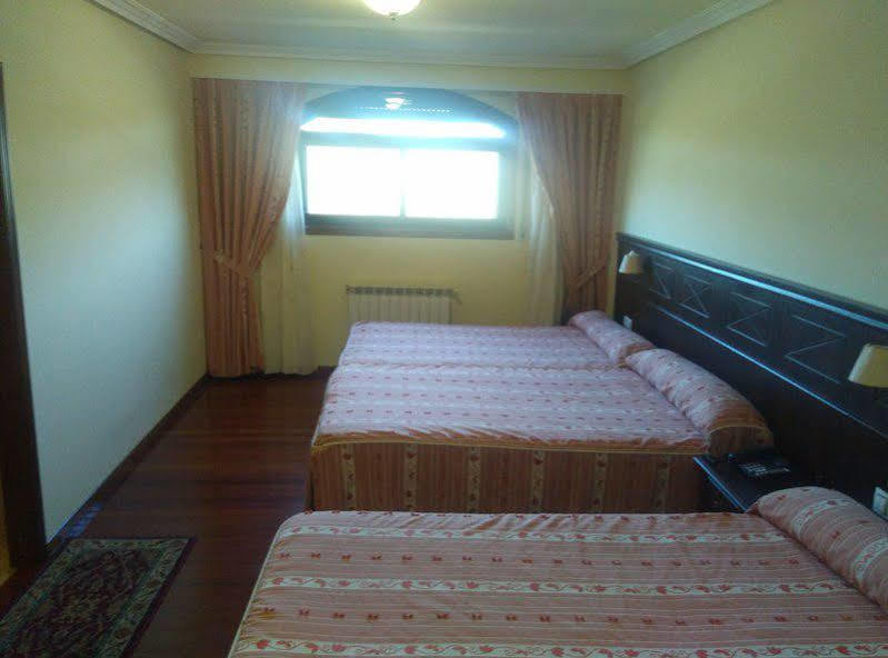 Pazo De Monterrei Hotel Ourense Bagian luar foto